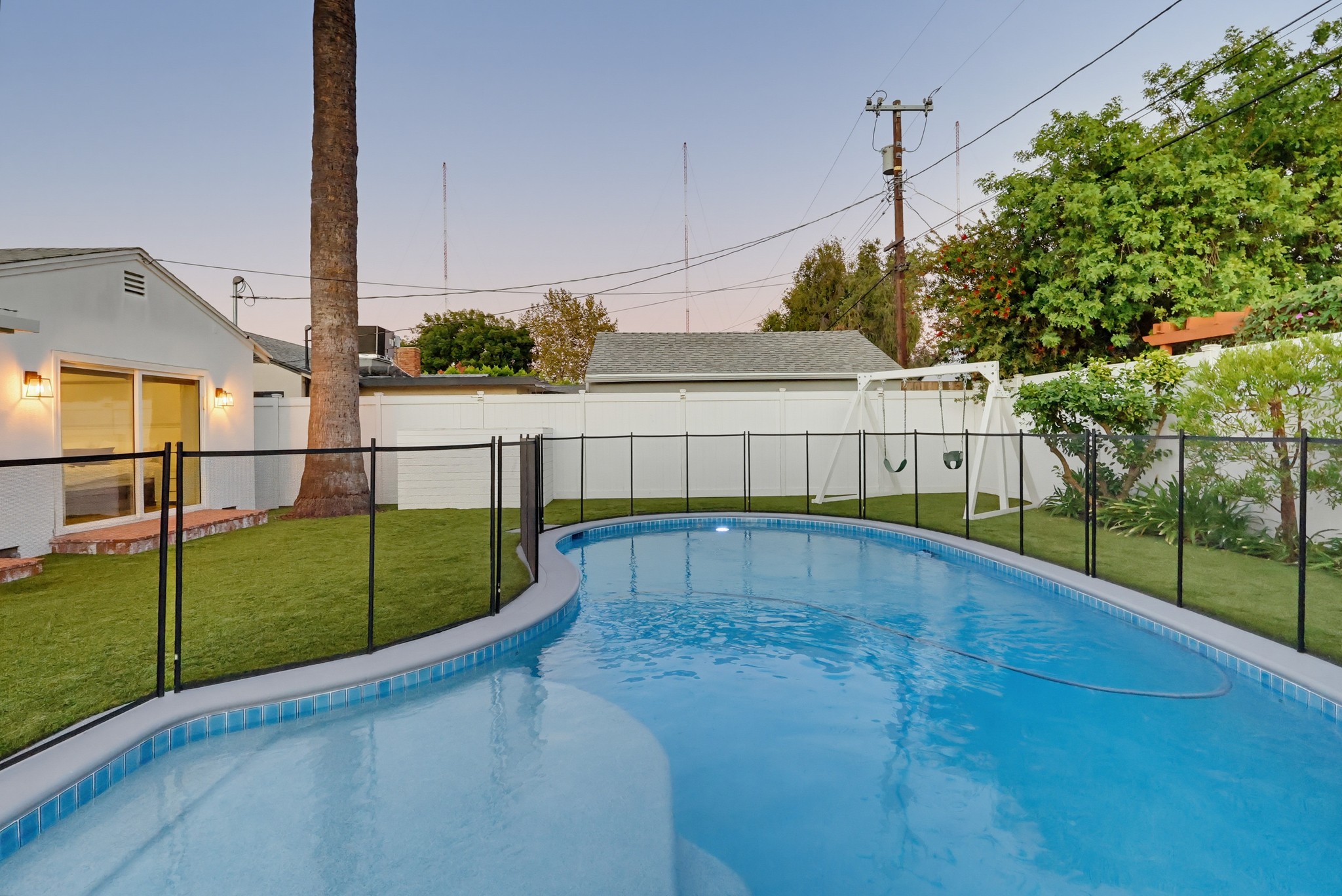 Virtual tour photo 71 of 122 for 12822 Waddell St
