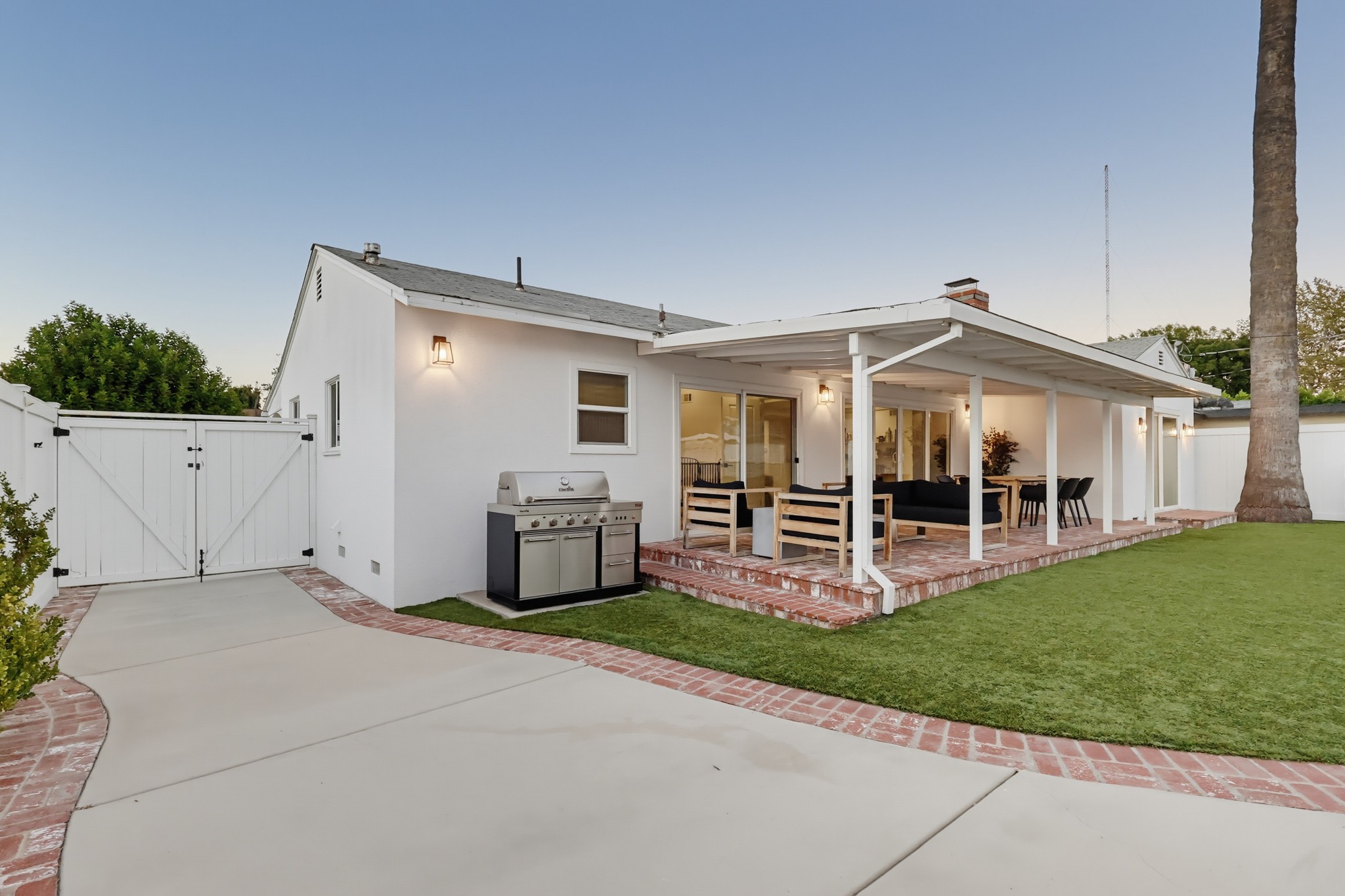 Virtual tour photo 74 of 122 for 12822 Waddell St