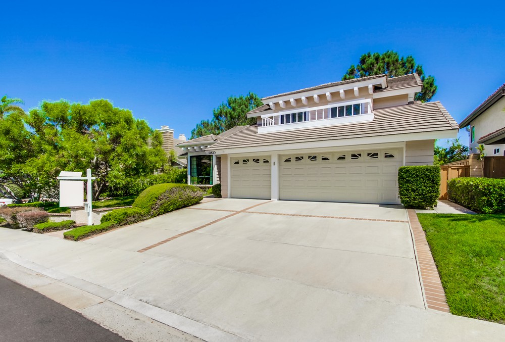 Virtual tour photo 3 of 68 for 12825 Corbett Ct