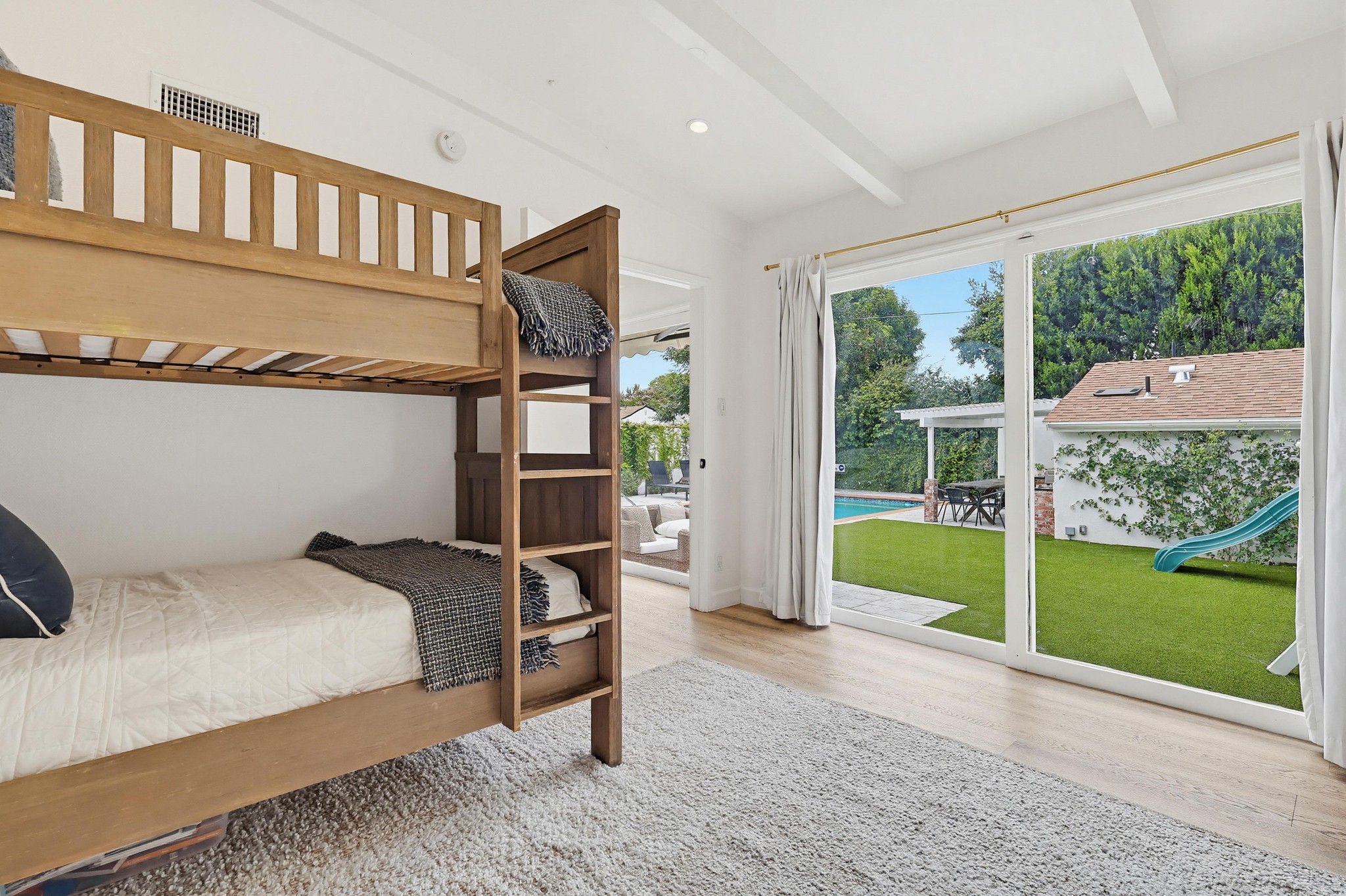 Virtual tour photo 33 of 83 for 12836 Waddell St