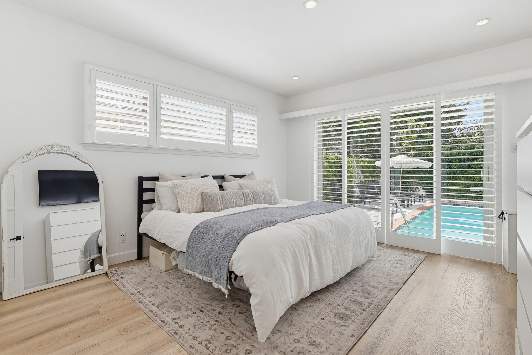 Virtual tour photo 40 of 83 for 12836 Waddell St