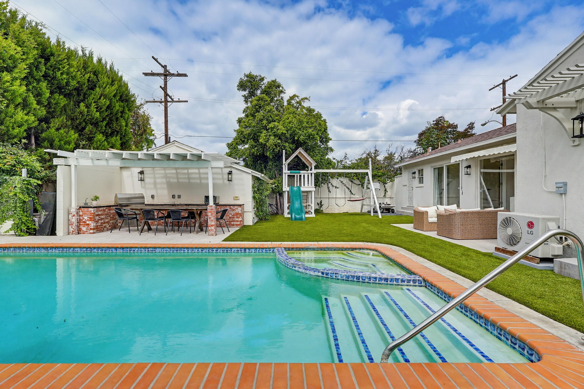 Virtual tour photo 55 of 83 for 12836 Waddell St