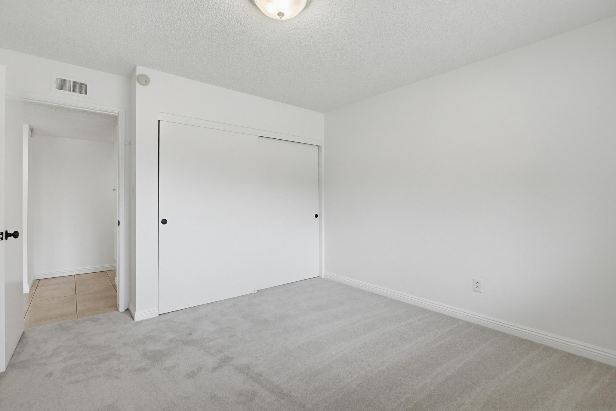 Virtual tour photo 26 of 49 for 12838 Montauk St