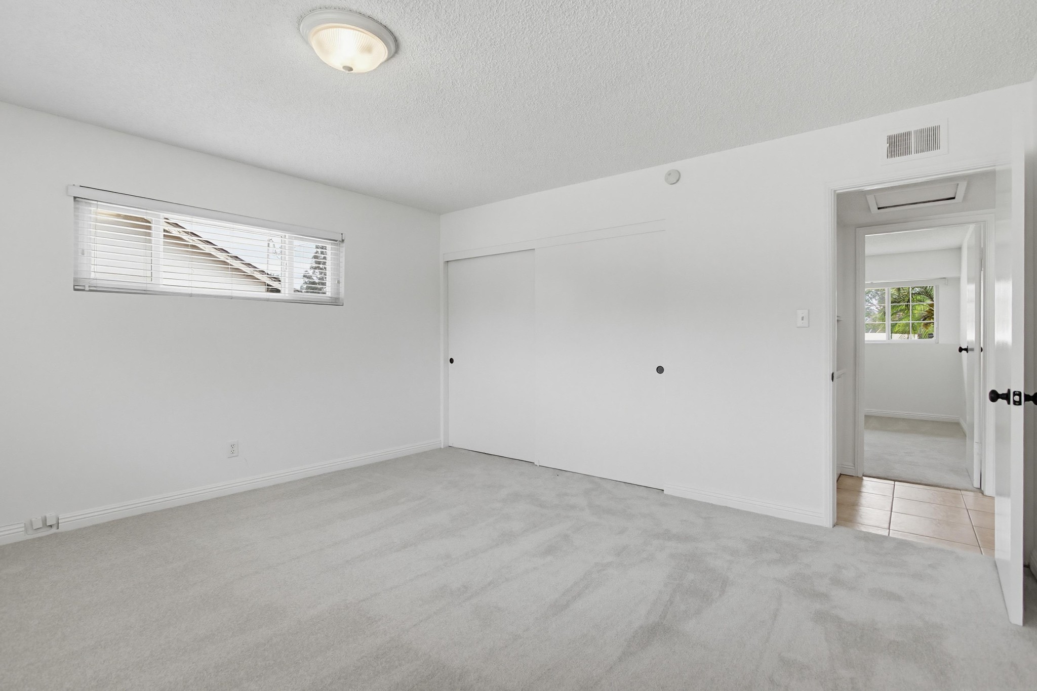 Virtual tour photo 29 of 49 for 12838 Montauk St