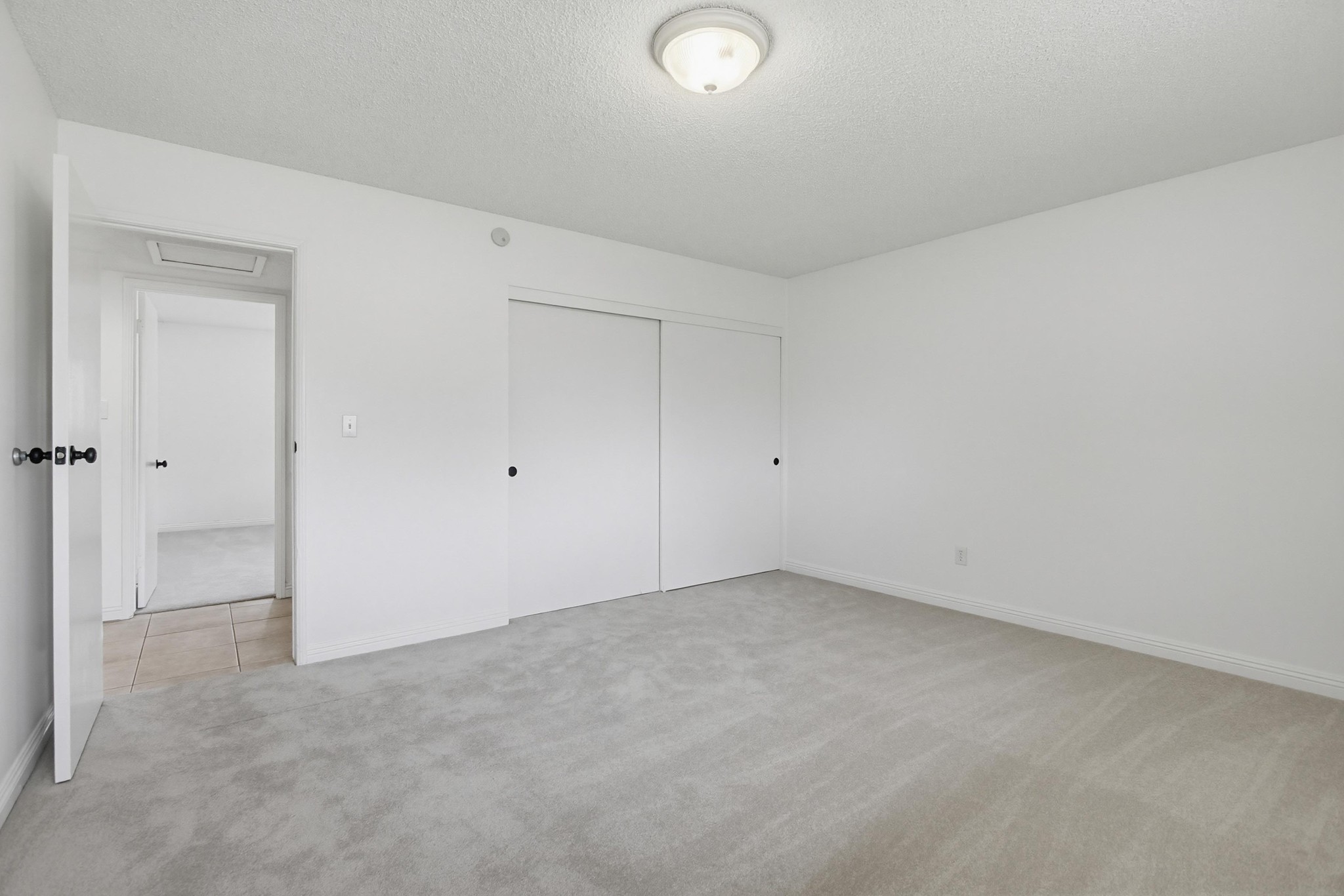 Virtual tour photo 33 of 49 for 12838 Montauk St