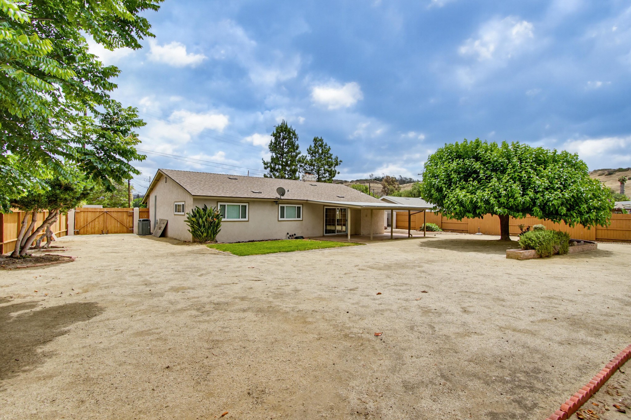 Virtual tour photo 45 of 49 for 12838 Montauk St