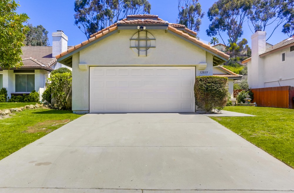 Virtual tour photo 4 of 65 for 12839 Texana St