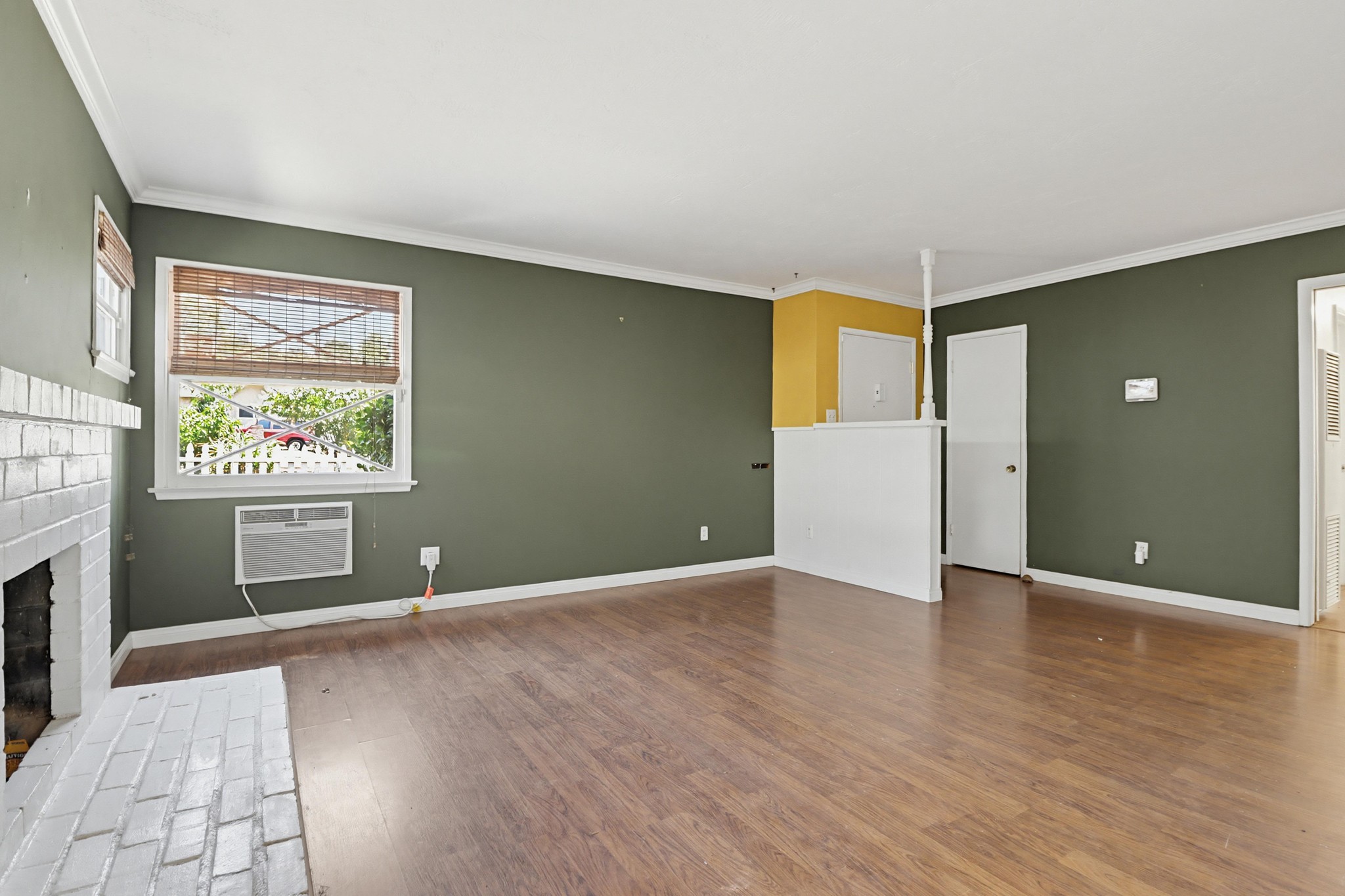 Virtual tour photo 13 of 49 for 1284 Tangerine St