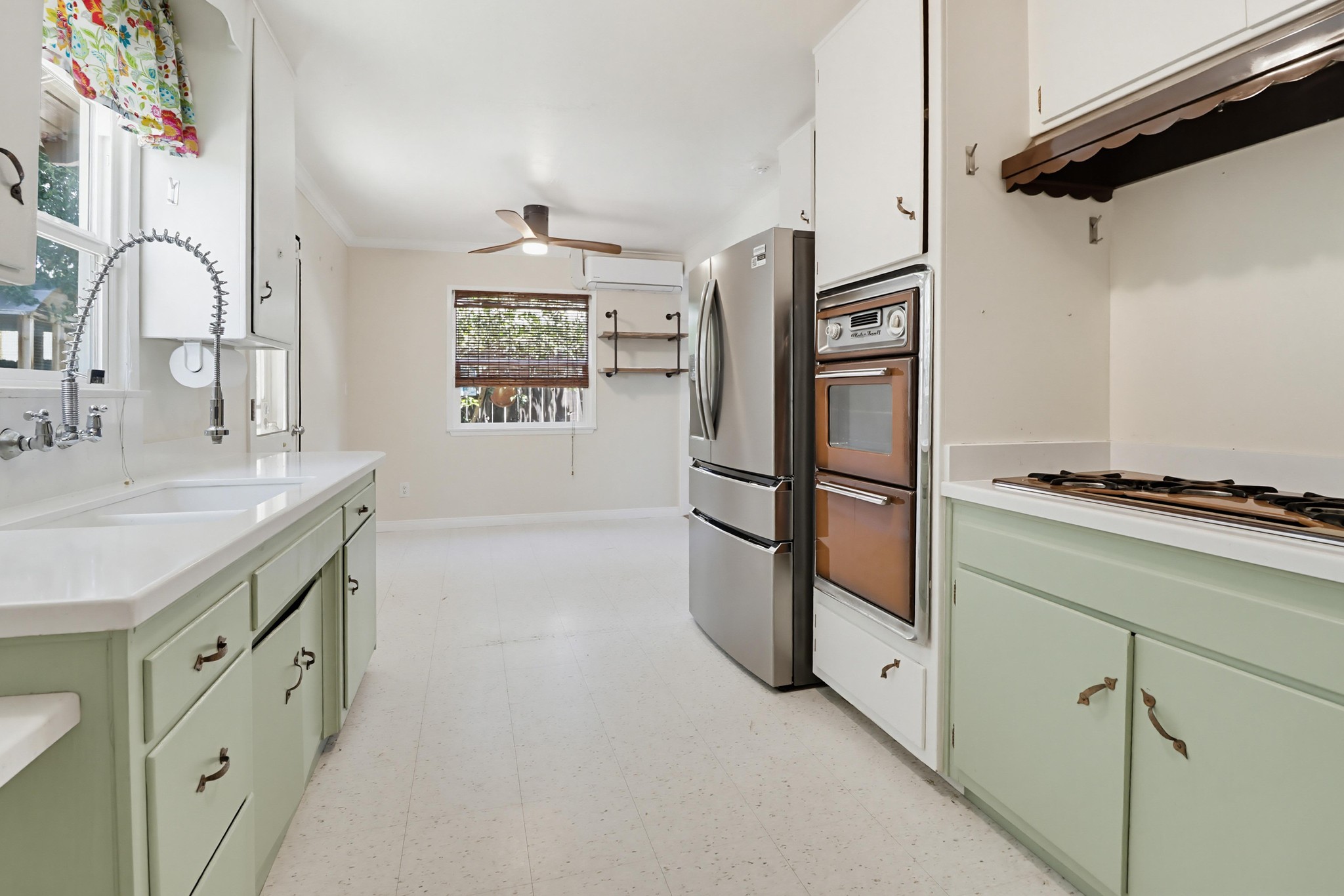 Virtual tour photo 18 of 49 for 1284 Tangerine St