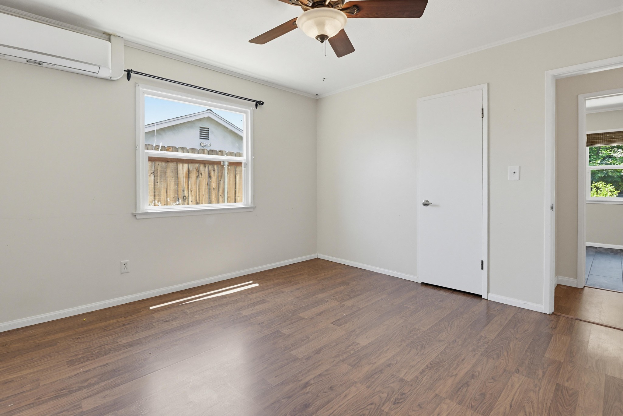 Virtual tour photo 25 of 49 for 1284 Tangerine St
