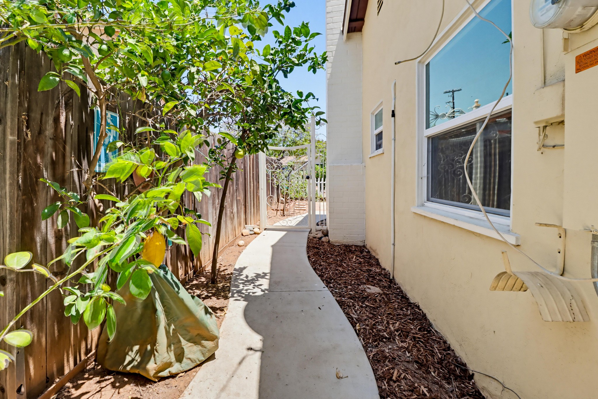 Virtual tour photo 35 of 49 for 1284 Tangerine St