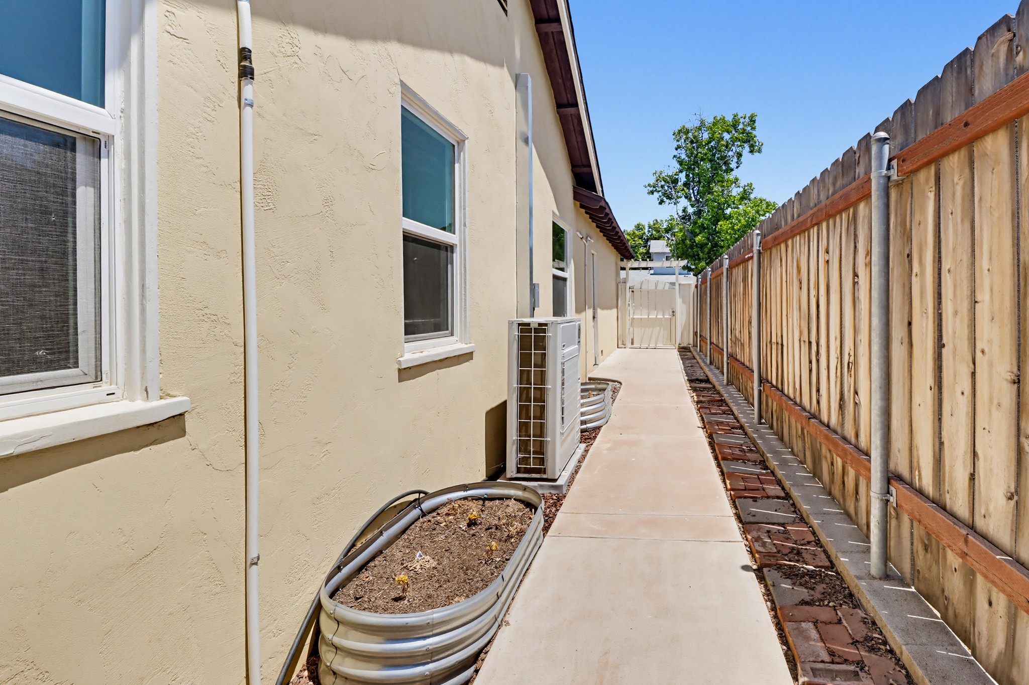 Virtual tour photo 45 of 49 for 1284 Tangerine St