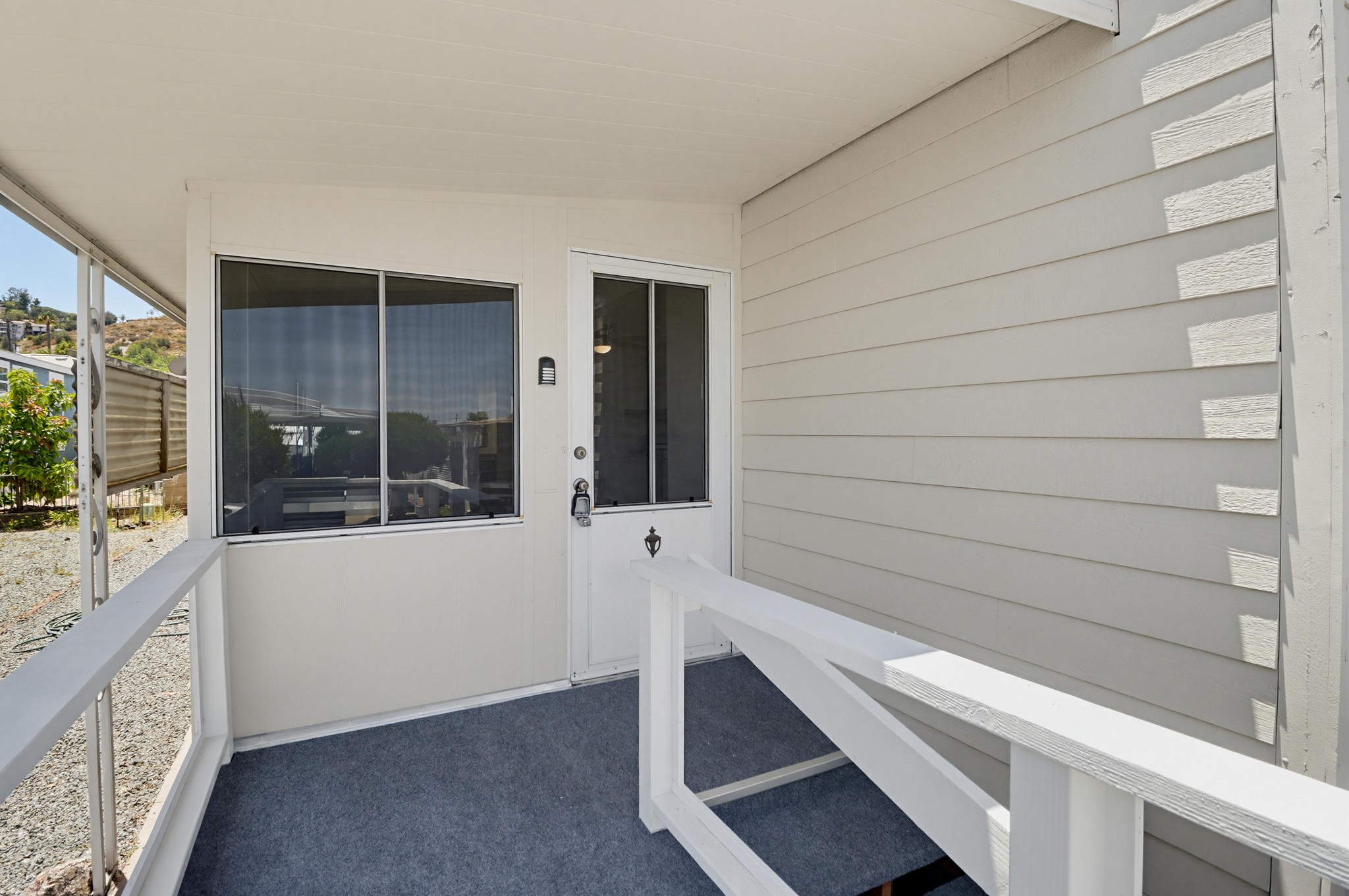 Virtual tour photo 7 of 35 for 1285 E Washington Ave Spc 102