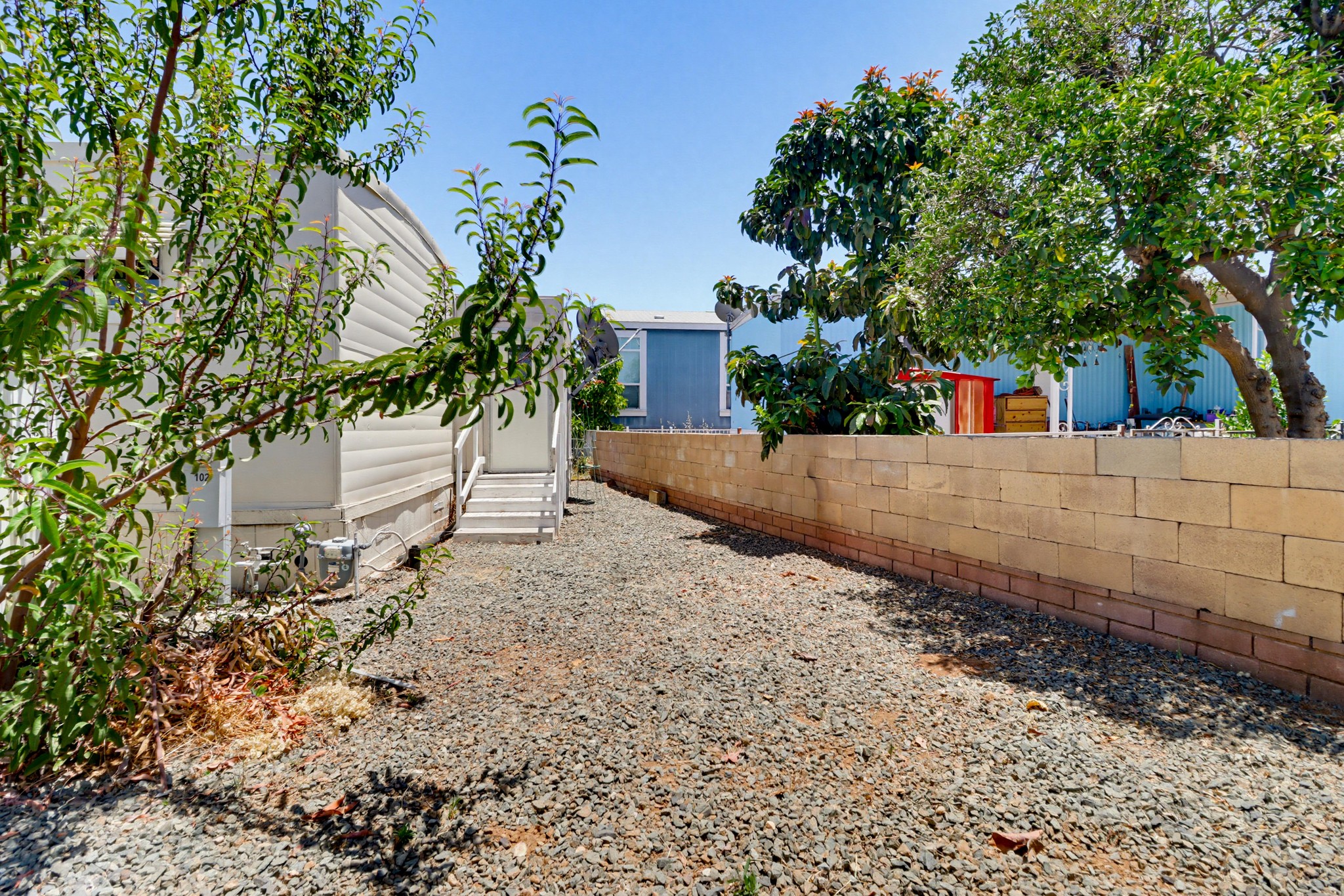 Virtual tour photo 34 of 35 for 1285 E Washington Ave Spc 102