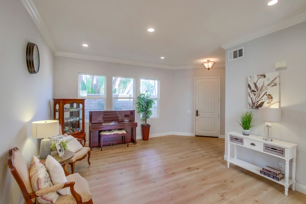 Virtual tour photo 8 of 50 for 12854 Briarcrest Pl