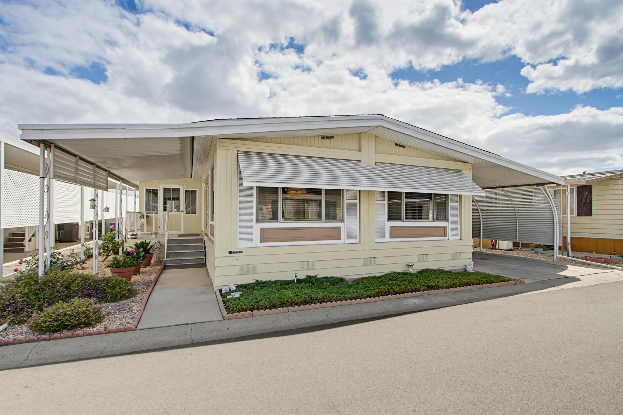 Virtual tour photo 1 of 47 for 1286 Discovery St