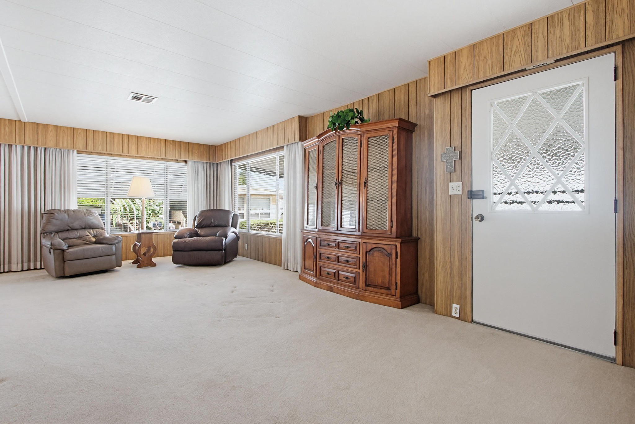 Virtual tour photo 9 of 47 for 1286 Discovery St