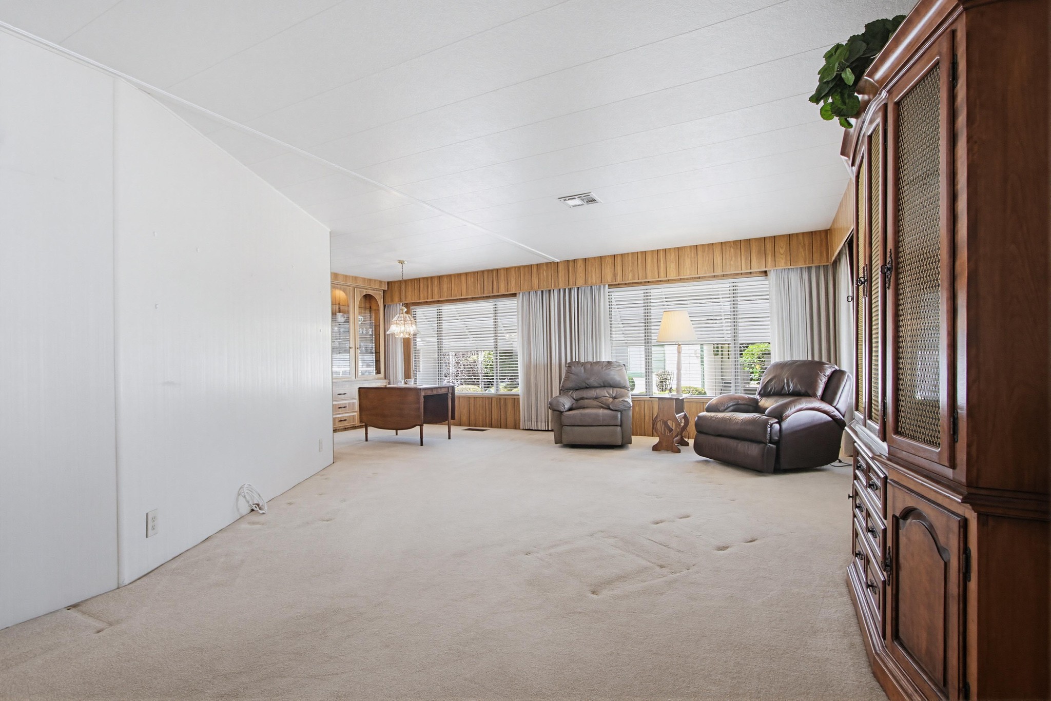 Virtual tour photo 10 of 47 for 1286 Discovery St