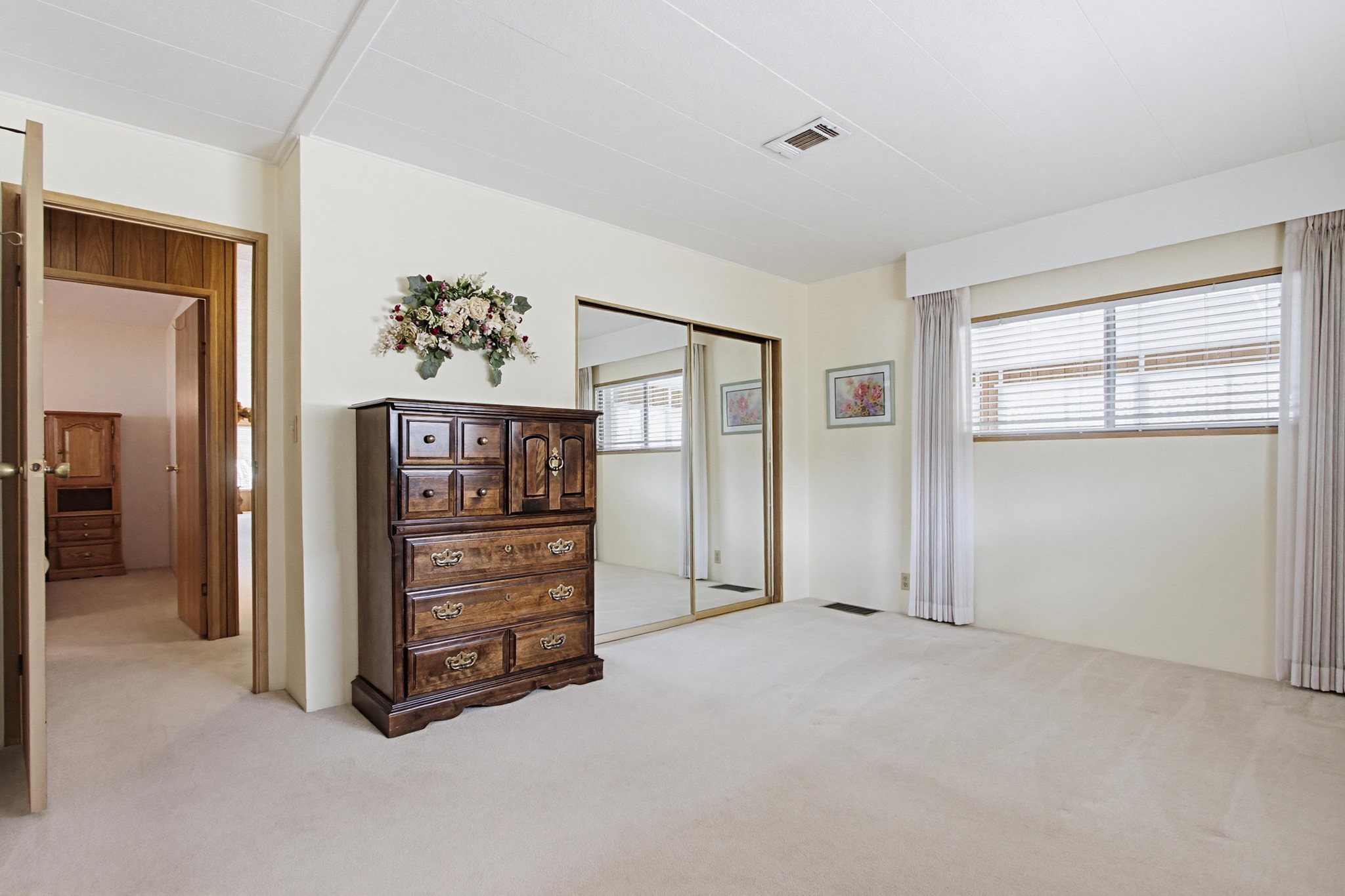 Virtual tour photo 34 of 47 for 1286 Discovery St