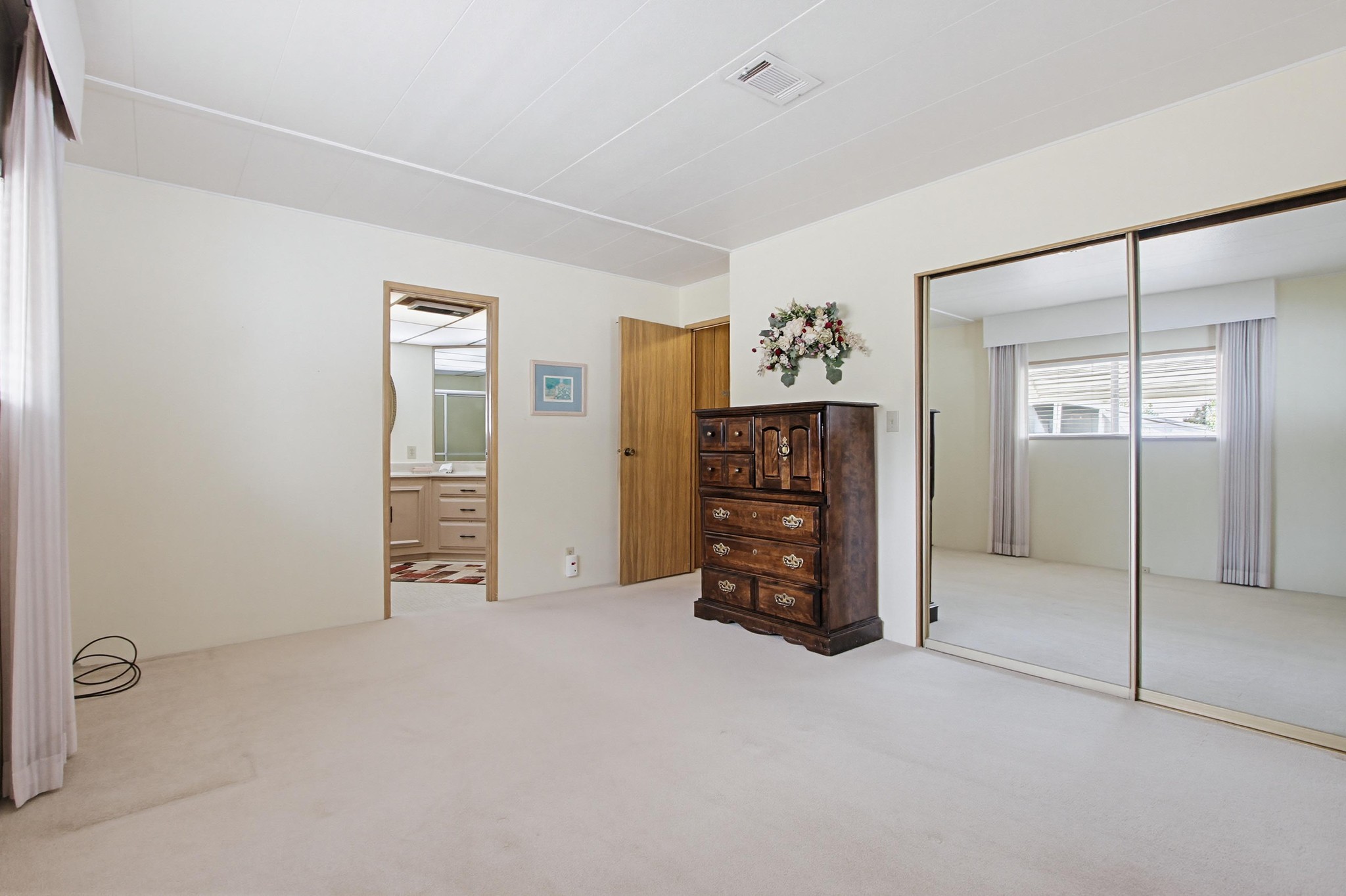 Virtual tour photo 35 of 47 for 1286 Discovery St