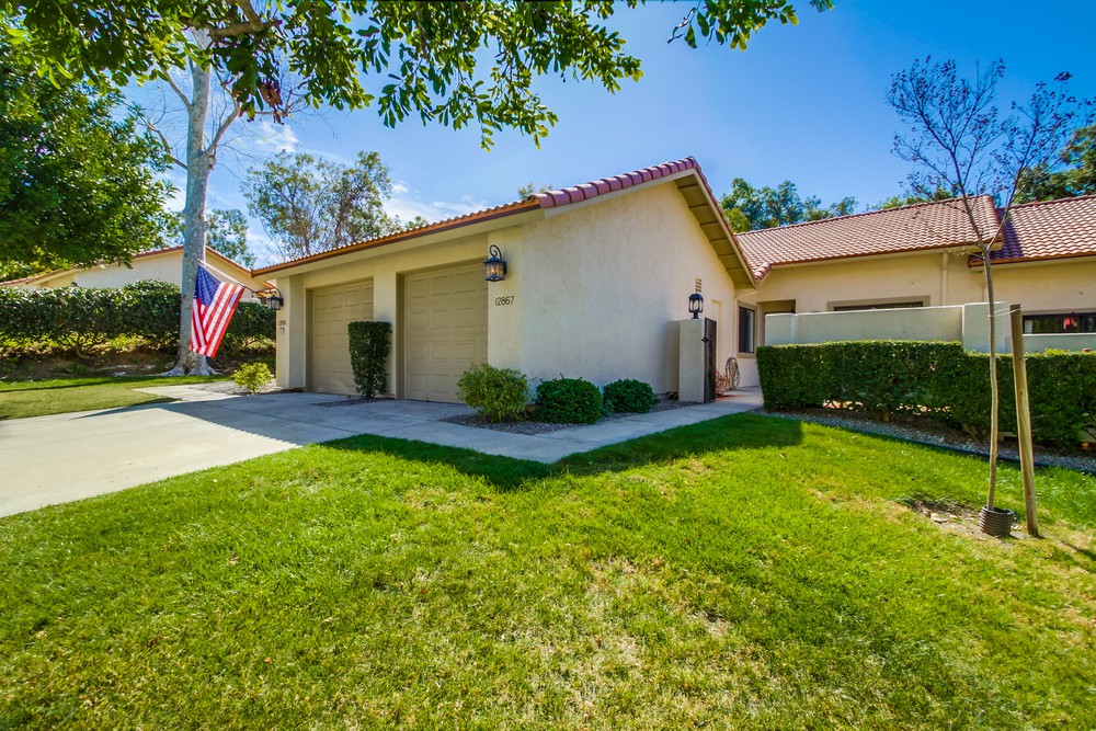 Virtual tour photo 3 of 44 for 12867 Camino De La Breccia