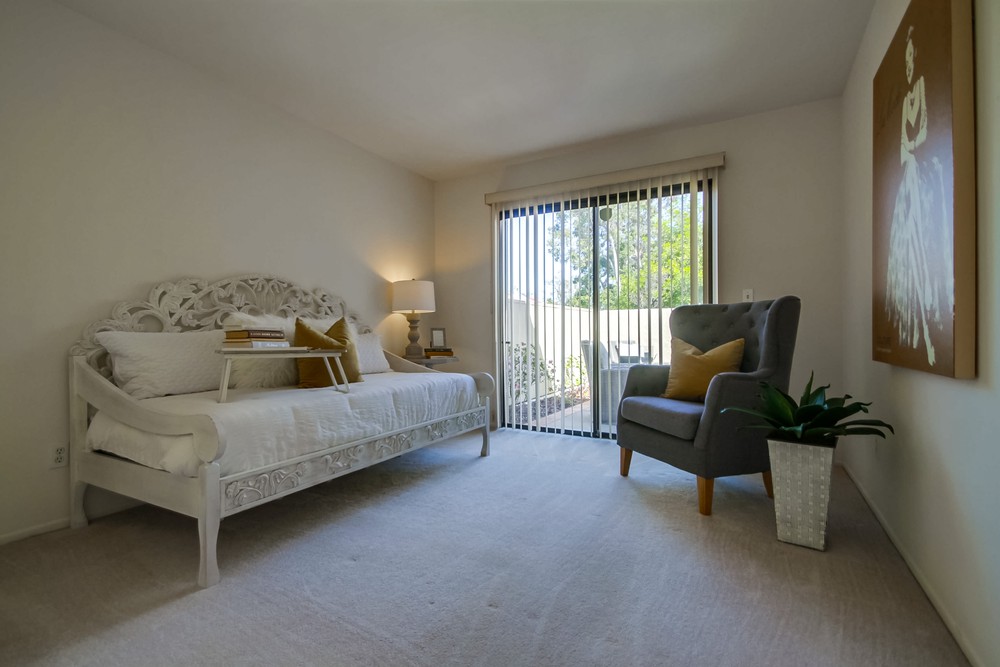 Virtual tour photo 30 of 44 for 12867 Camino De La Breccia