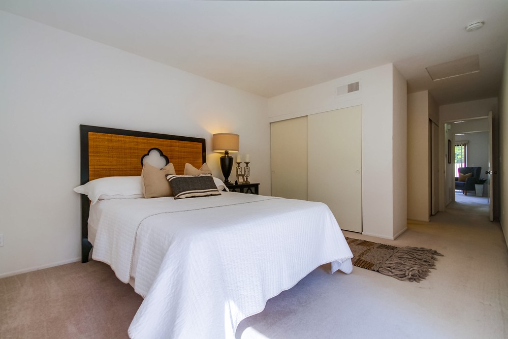 Virtual tour photo 38 of 44 for 12867 Camino De La Breccia