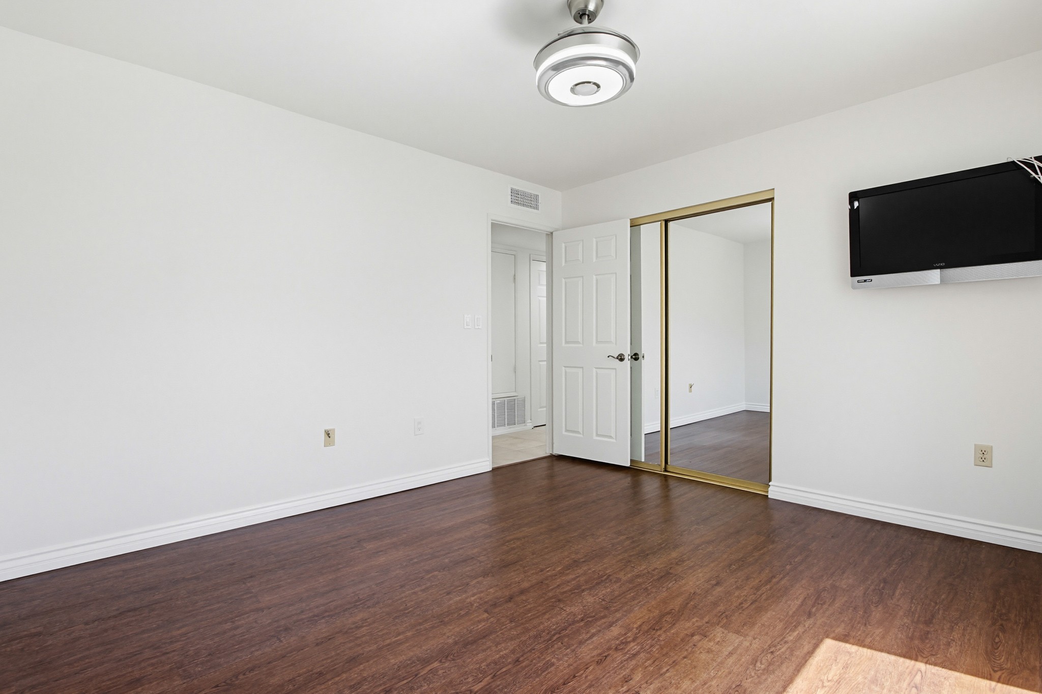 Virtual tour photo 35 of 53 for 12876 Circulo Dardo