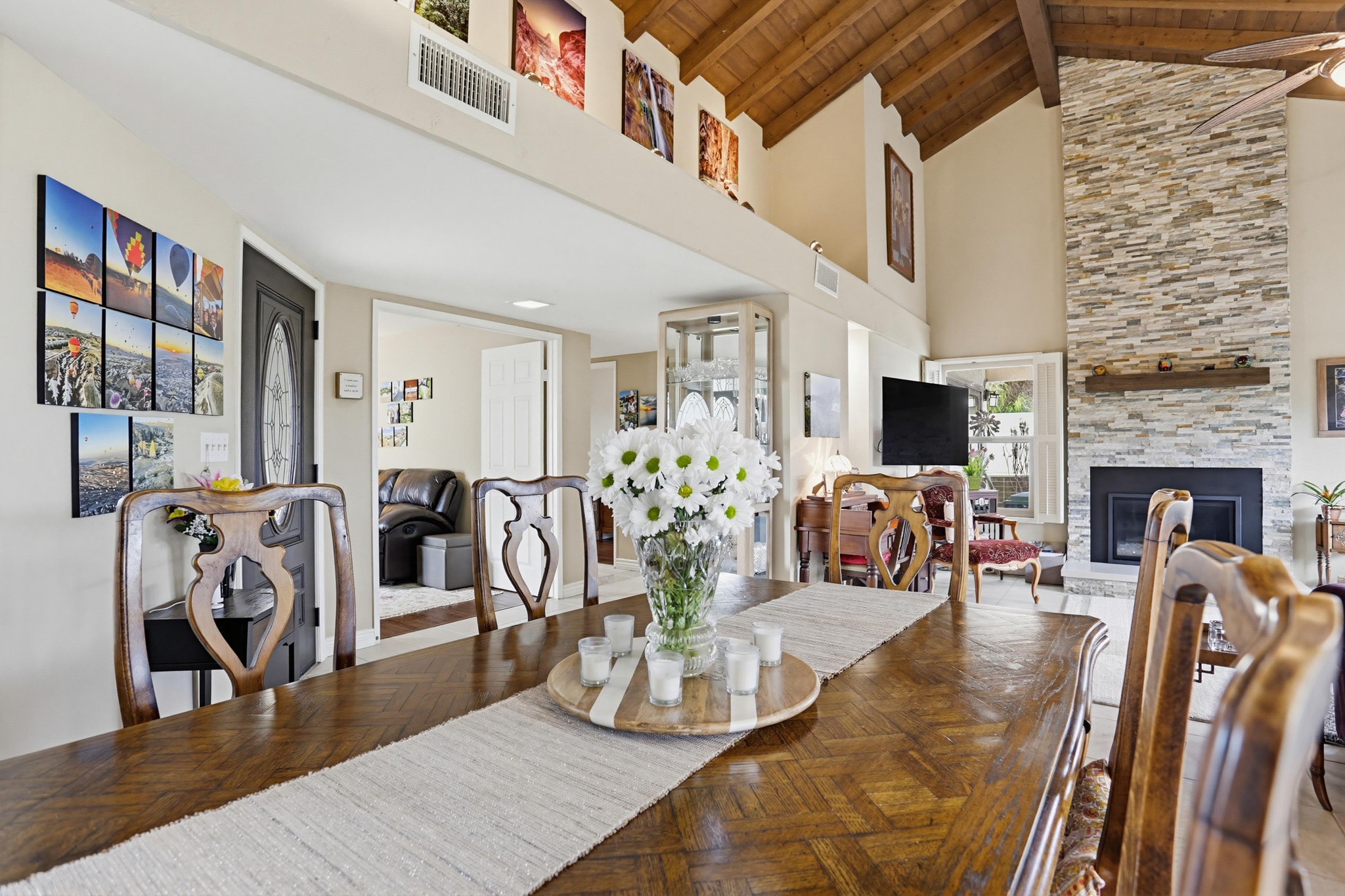 Virtual tour photo 8 of 35 for 12876 Circulo Dardo
