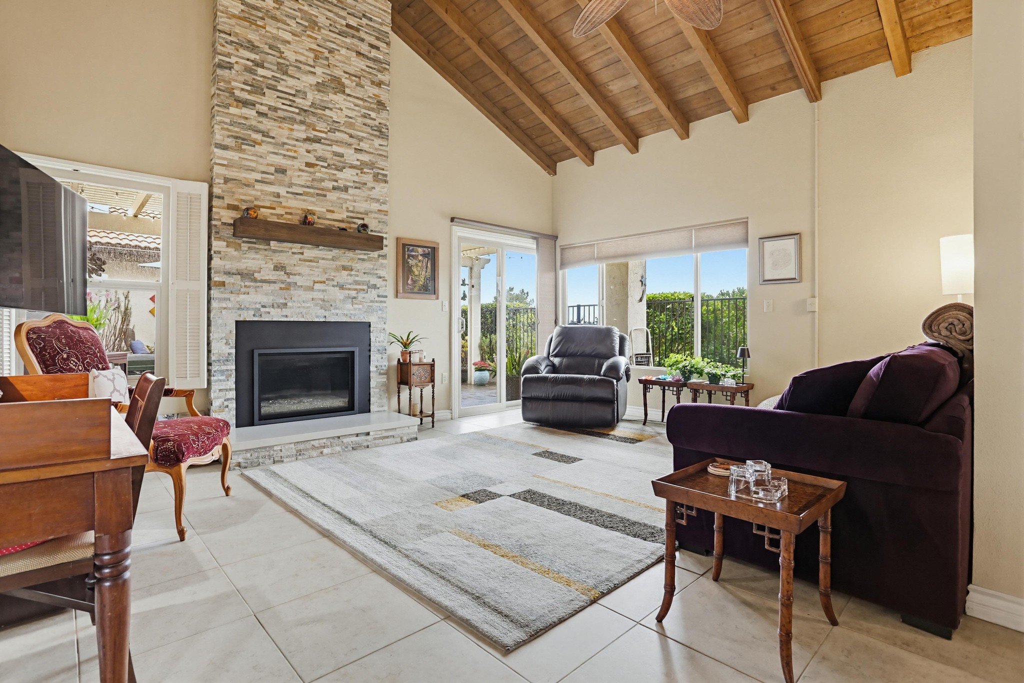 Virtual tour photo 9 of 35 for 12876 Circulo Dardo