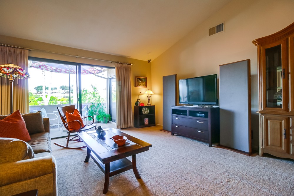 Virtual tour photo 10 of 35 for 12886 Camino De La Breccia