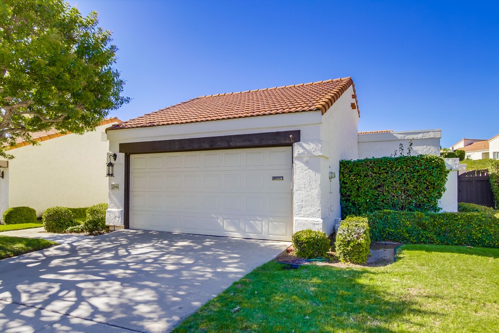 Virtual tour photo 3 of 38 for 12886 Camino Ramillette