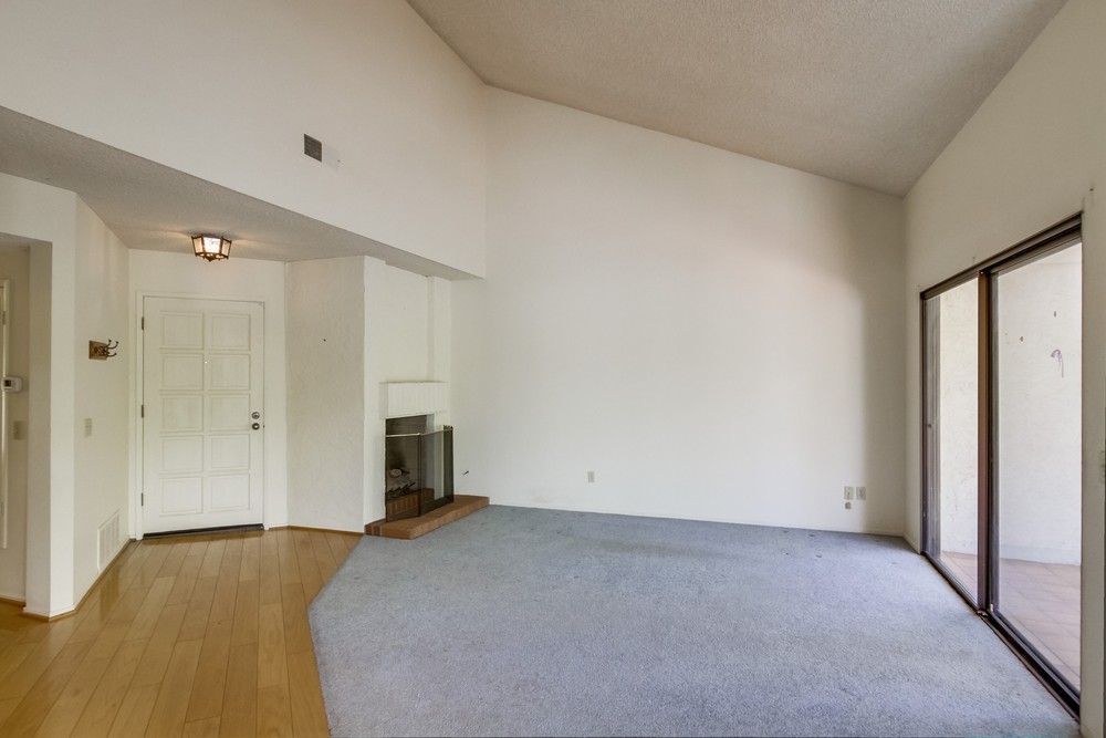 Virtual tour photo 11 of 38 for 12886 Camino Ramillette
