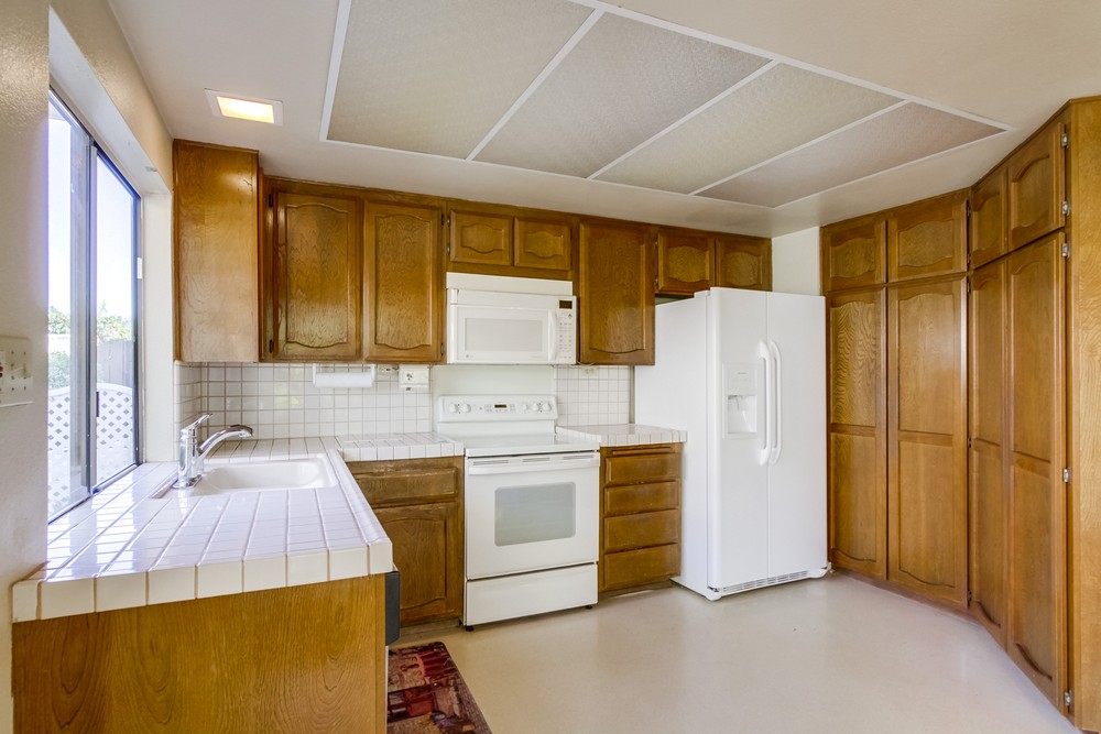 Virtual tour photo 15 of 38 for 12886 Camino Ramillette
