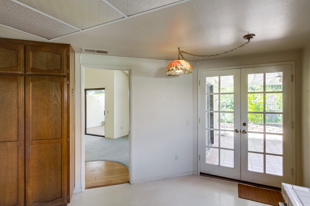 Virtual tour photo 16 of 38 for 12886 Camino Ramillette
