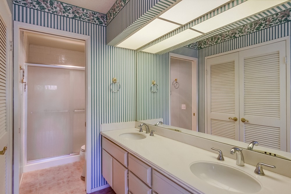 Virtual tour photo 20 of 38 for 12886 Camino Ramillette