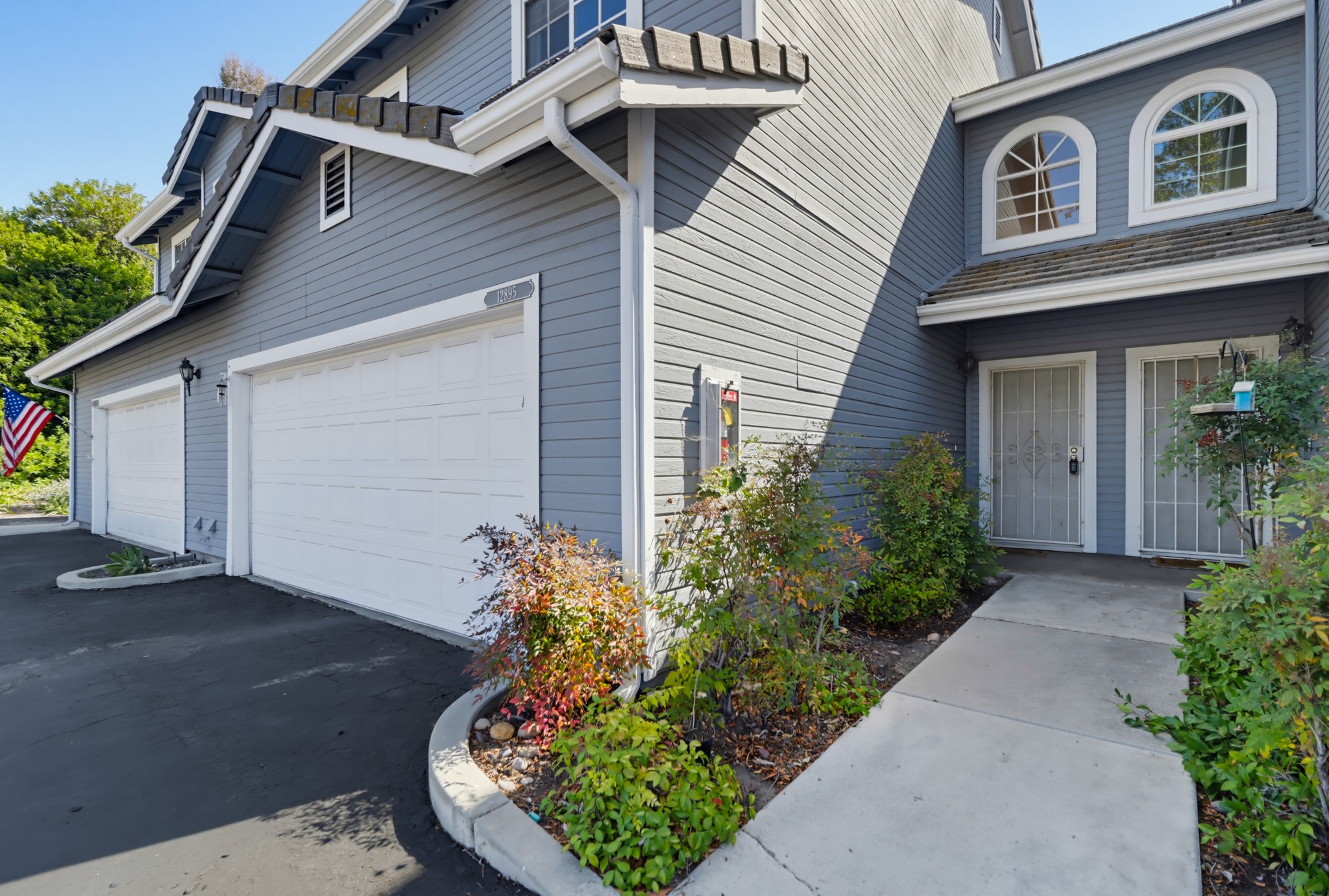 Virtual tour photo 4 of 42 for 12895 Carriage Heights Way