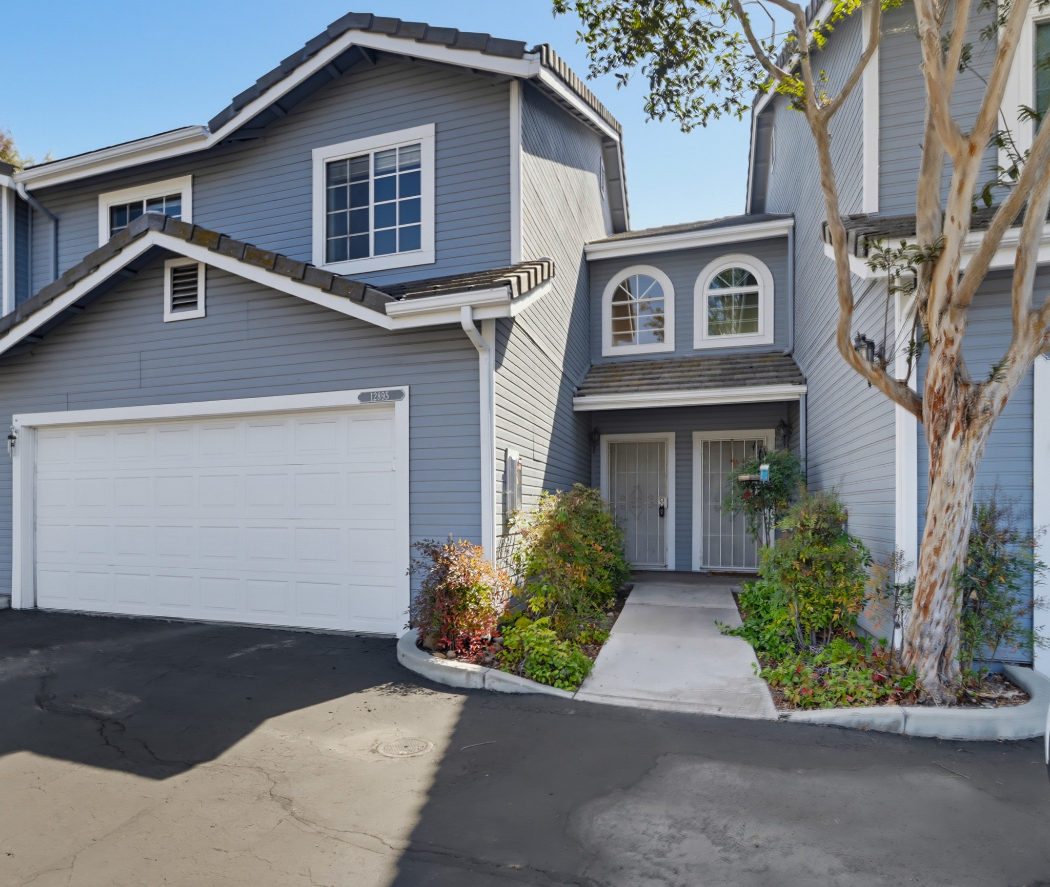 Virtual tour photo 5 of 42 for 12895 Carriage Heights Way
