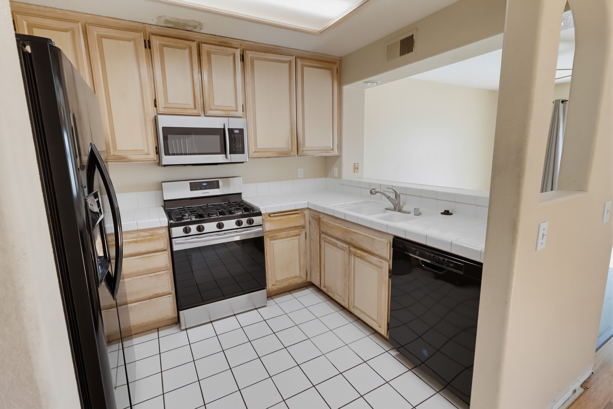 Virtual tour photo 17 of 42 for 12895 Carriage Heights Way
