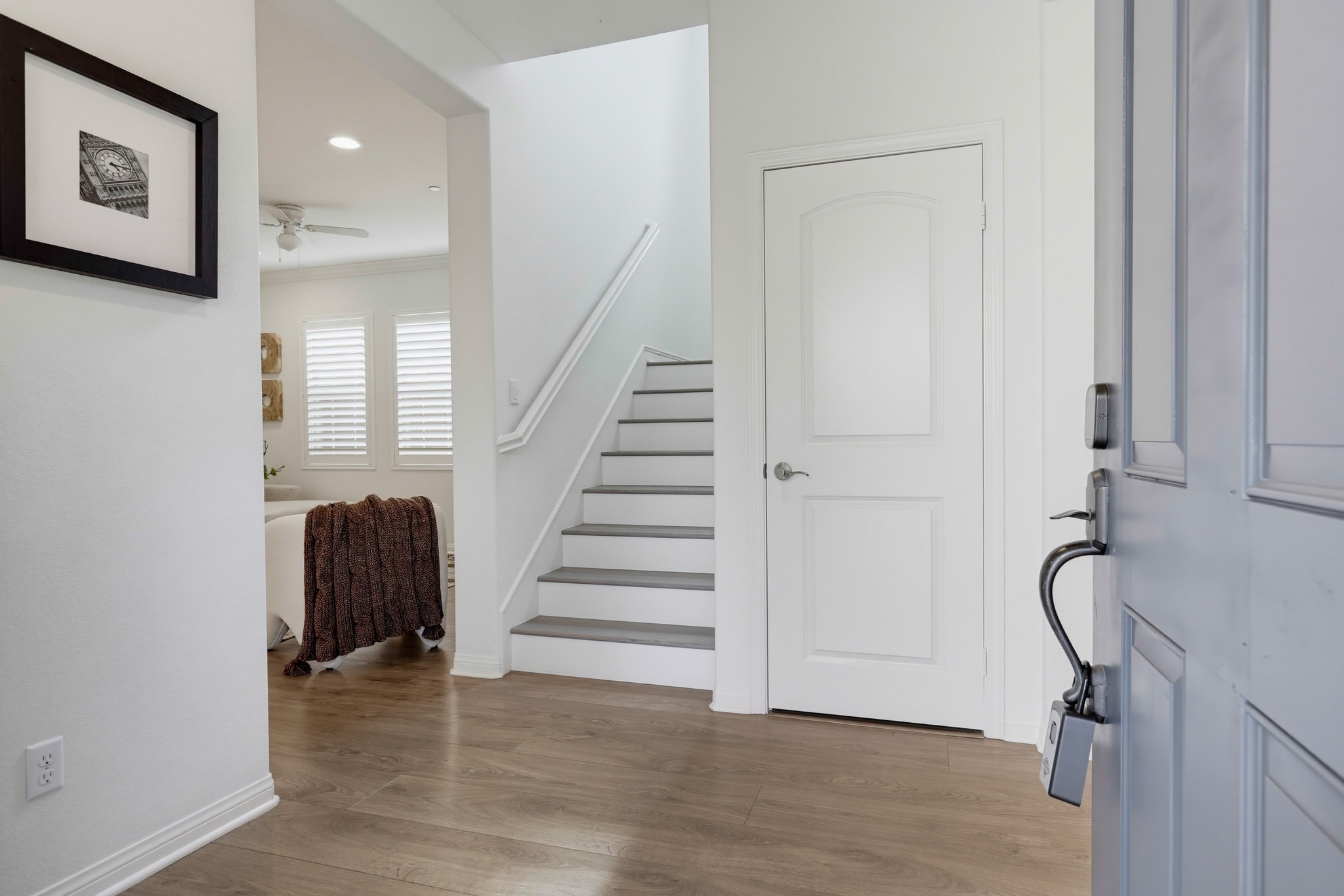 Virtual tour photo 6 of 73 for 129 Yellow Pine