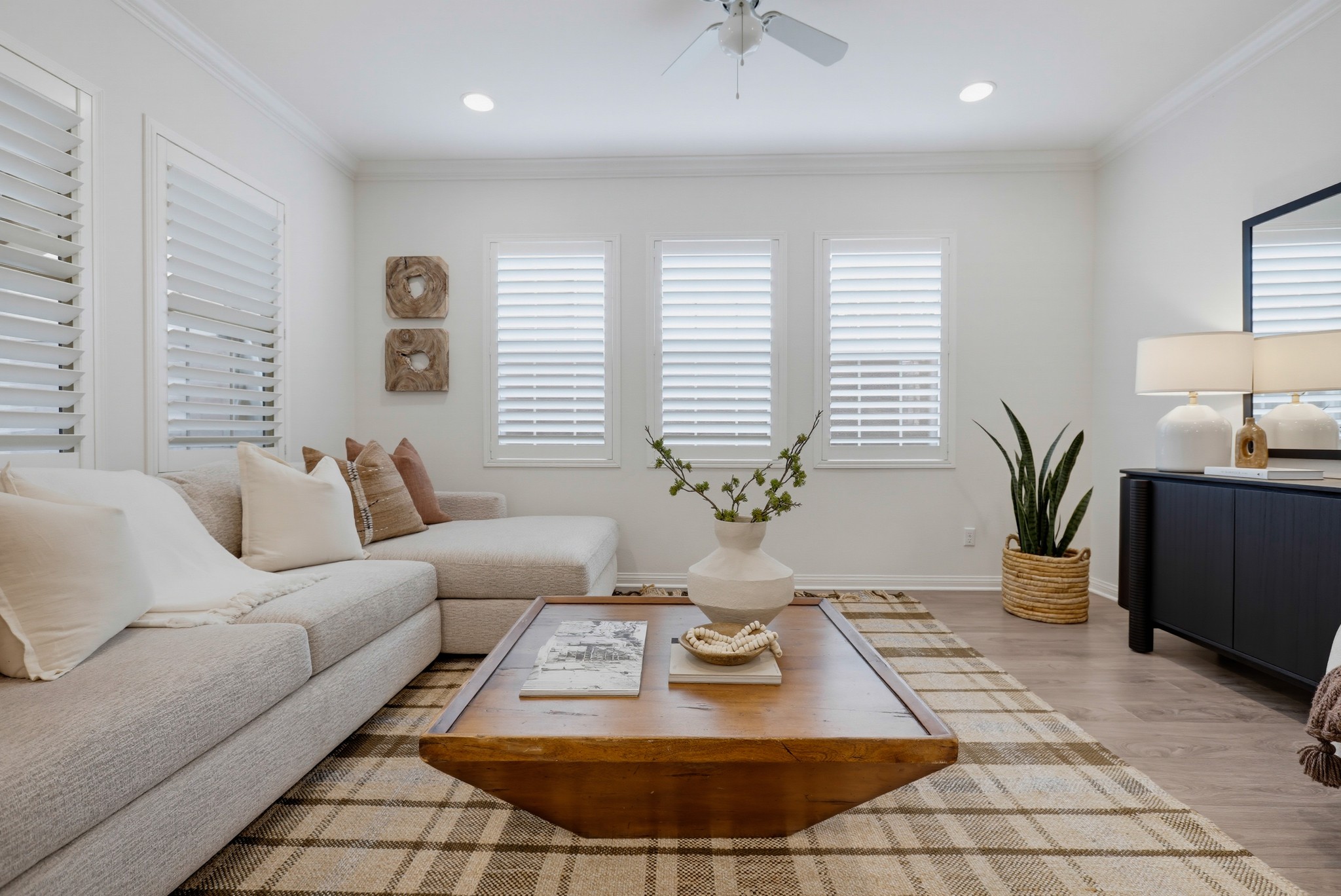 Virtual tour photo 10 of 73 for 129 Yellow Pine