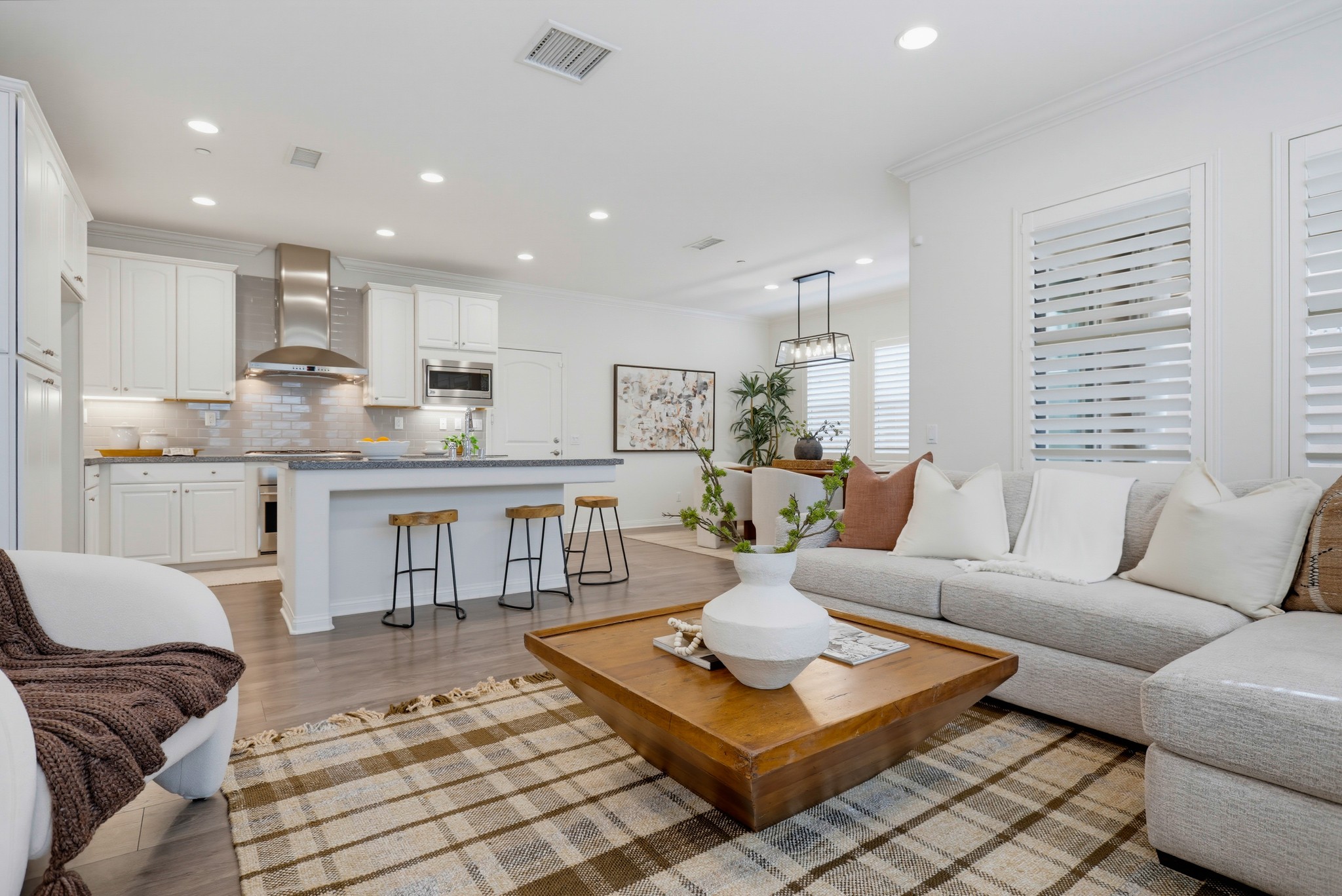 Virtual tour photo 13 of 73 for 129 Yellow Pine