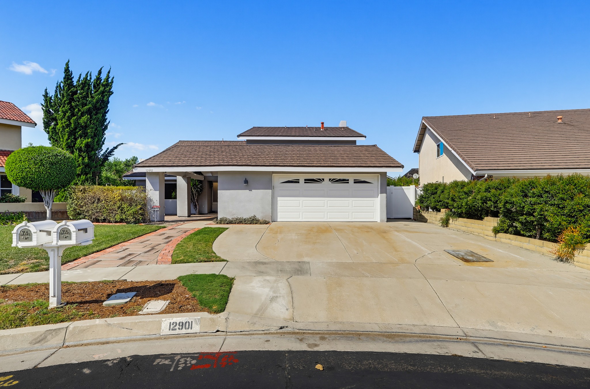 Virtual tour photo 1 of 105 for 12901 Wolverton Ln