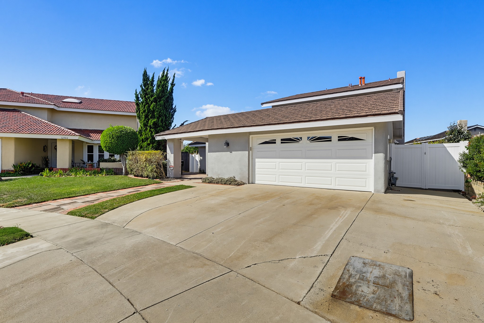 Virtual tour photo 3 of 105 for 12901 Wolverton Ln