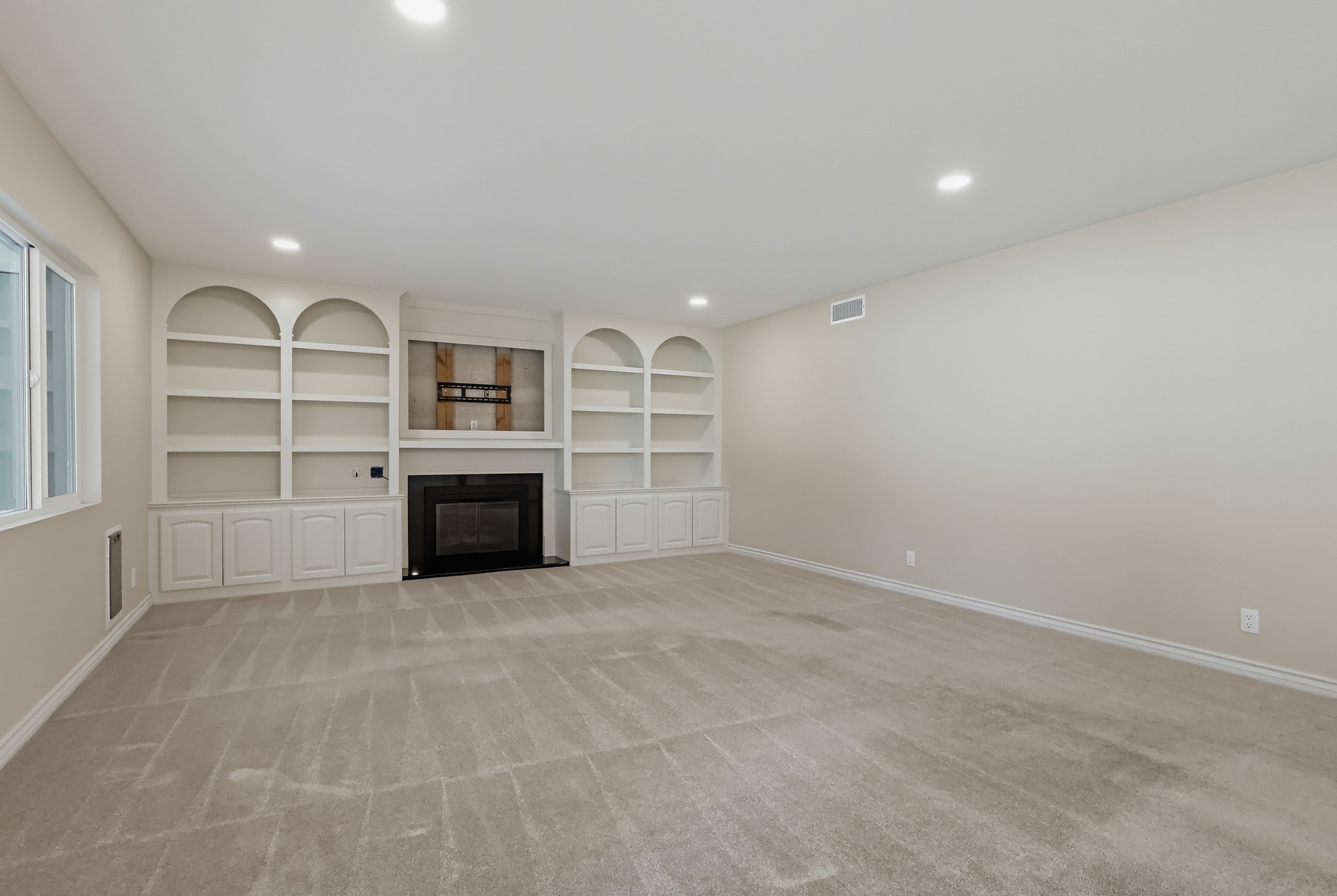 Virtual tour photo 22 of 105 for 12901 Wolverton Ln