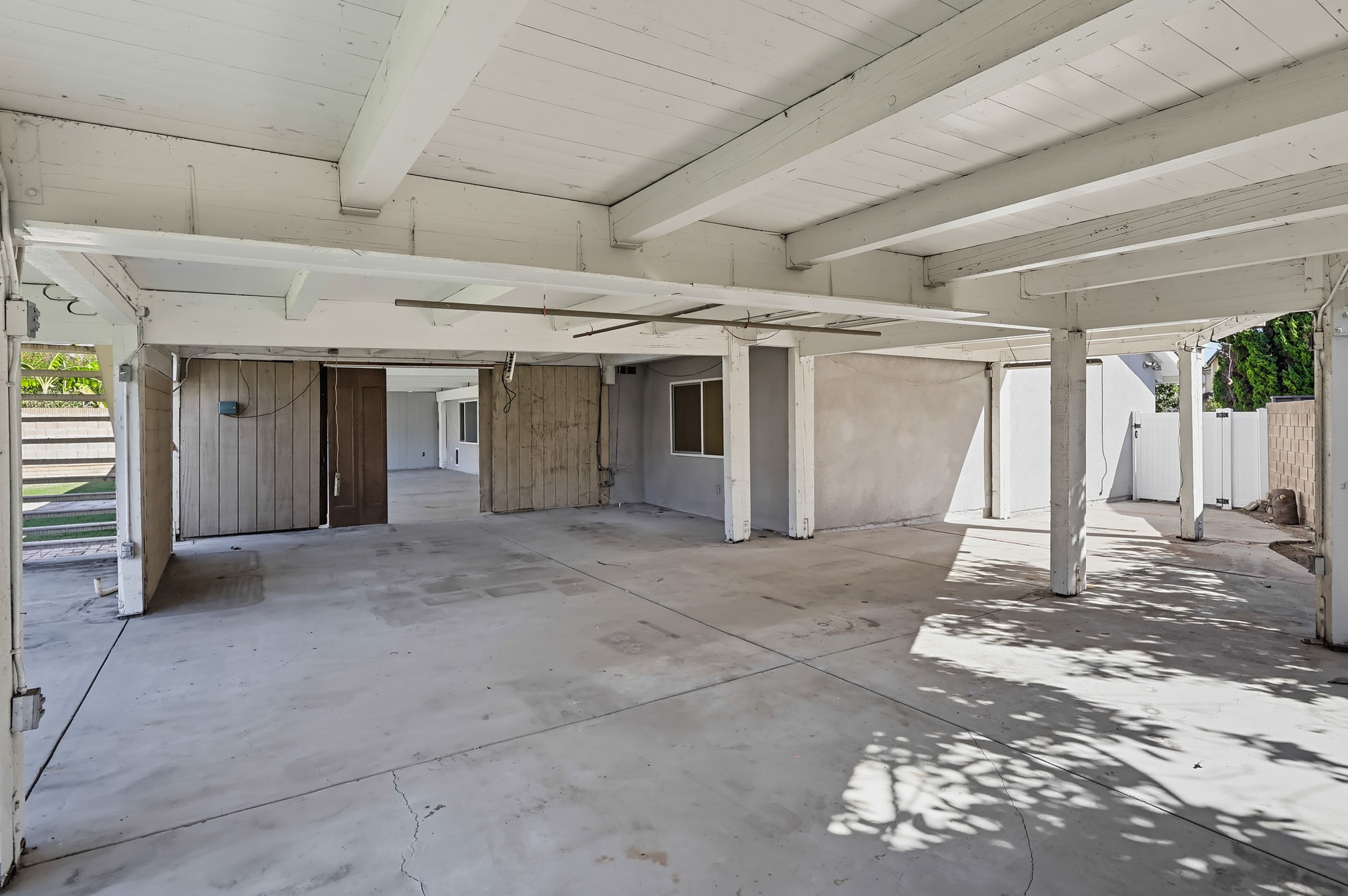 Virtual tour photo 89 of 105 for 12901 Wolverton Ln