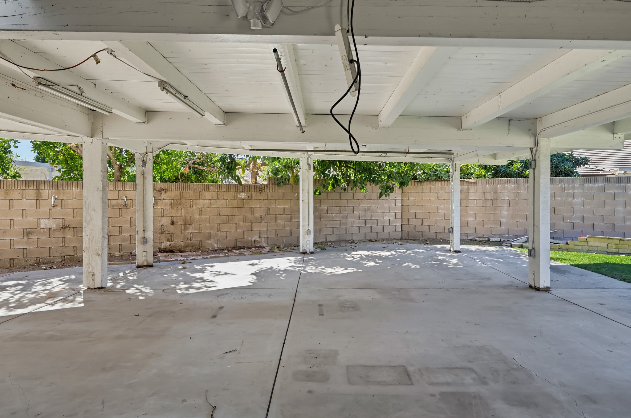 Virtual tour photo 92 of 105 for 12901 Wolverton Ln