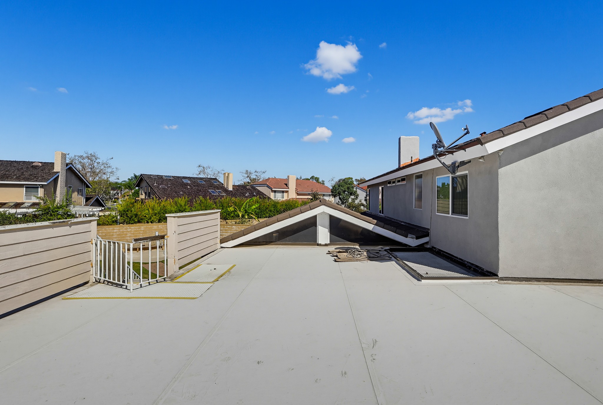 Virtual tour photo 102 of 105 for 12901 Wolverton Ln
