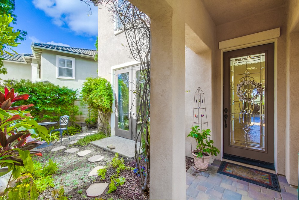 Virtual tour photo 6 of 57 for 12910 SeaBreeze Farms Dr