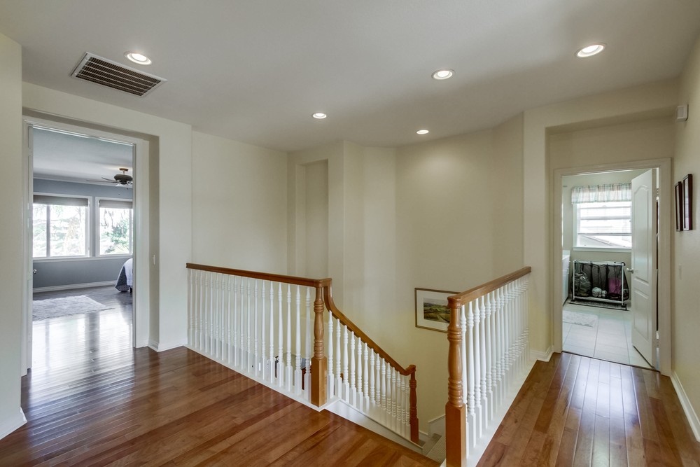 Virtual tour photo 24 of 57 for 12910 SeaBreeze Farms Dr